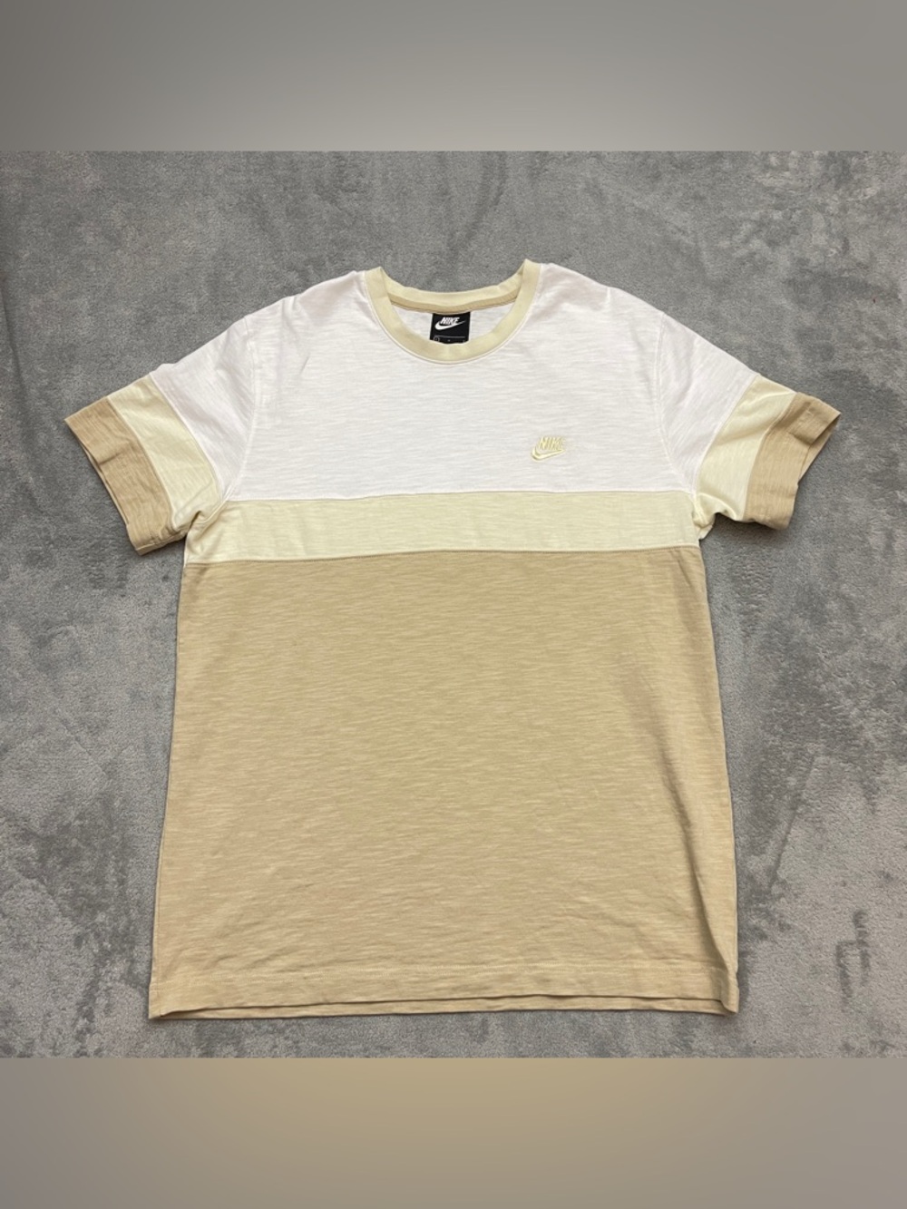 Nike Short Sleeve Logo t Shirt Men’s Large Color Blocks